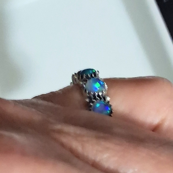 BLUE OPAL ETERNITY BAND 925 STERLING SILVER SIZE 8 - Picture 4 of 5